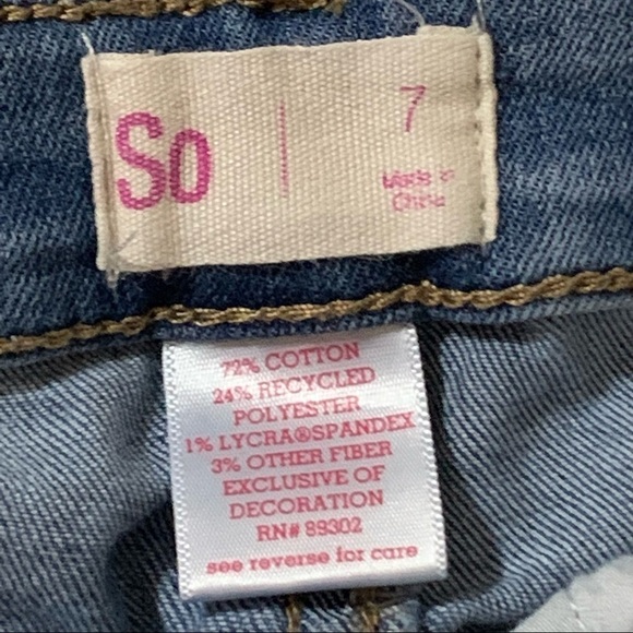 SO Trendy Distressed Lace Fringe Hem Denim Jeans Cutoffs. Size 7 Girls - Picture 3 of 10